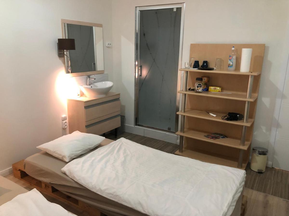 Bed4U Mini Studio Sienna 17 Apartman Lublin Kültér fotó